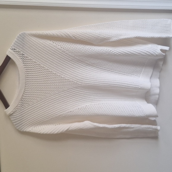 Express Minimalist Oversized RelaxedFit White Crew Neck Cotton Knit Sweater Sz S - Picture 6 of 8